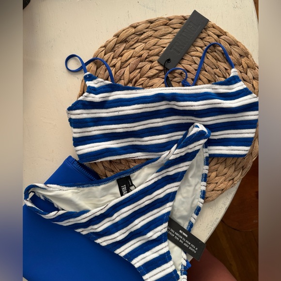 Triangl Swimsuit New with Tags - Picture 2 of 2